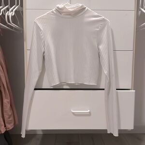 Bright white ribbed long sleeve turtle neck, size small